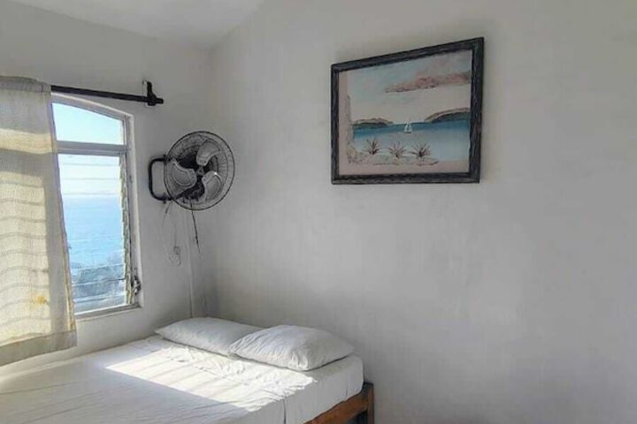 Room 16 of 49