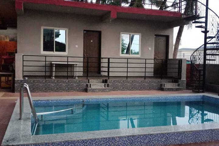 Pool 93 of 144