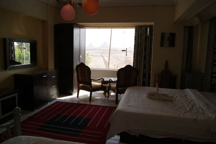 Room 23 of 114