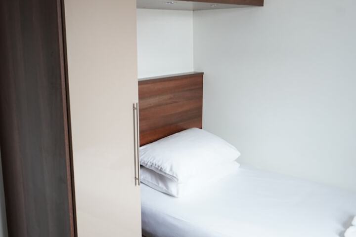 Room 17 of 62