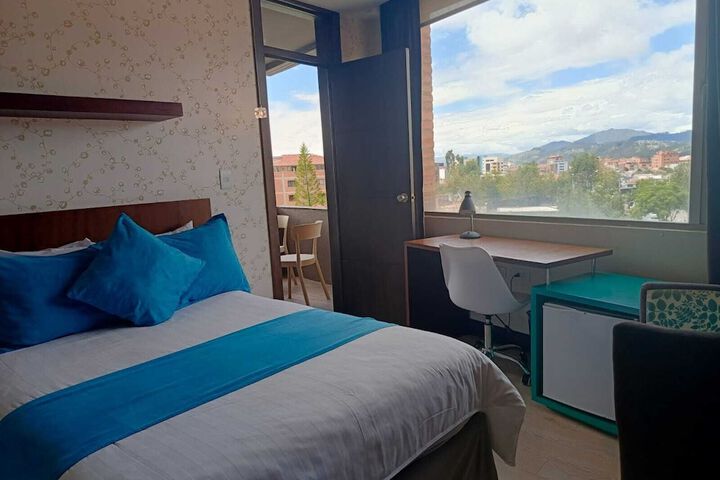 Room 21 of 43