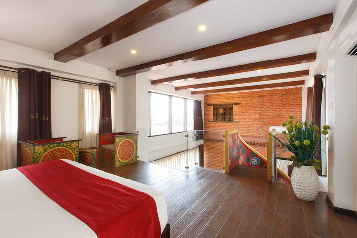 Room 15 of 156