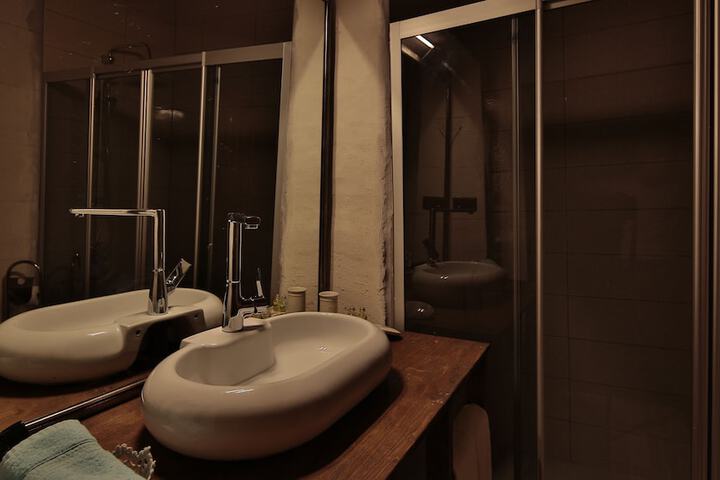 Room 30 of 56