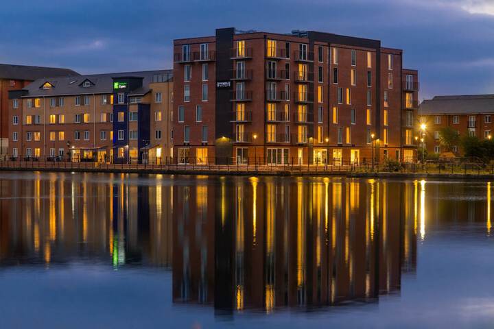 Staybridge Suites Cardiff by IHG in Cardiff