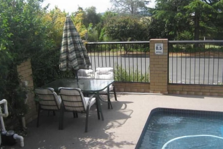 Sundeck 31 of 38