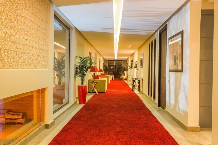 Hotel 2 of 73