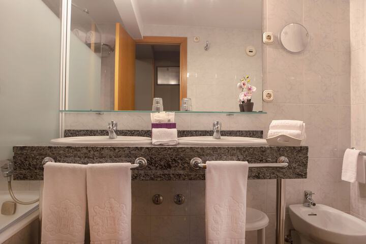 Bathroom Interior Photo