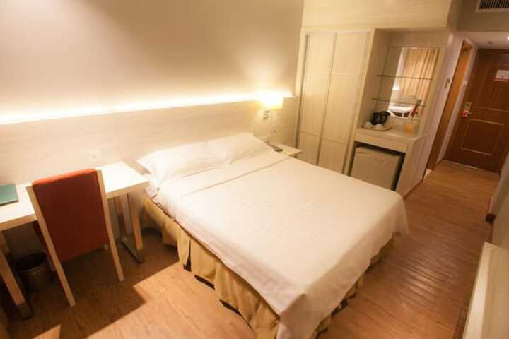 Room 20 of 45