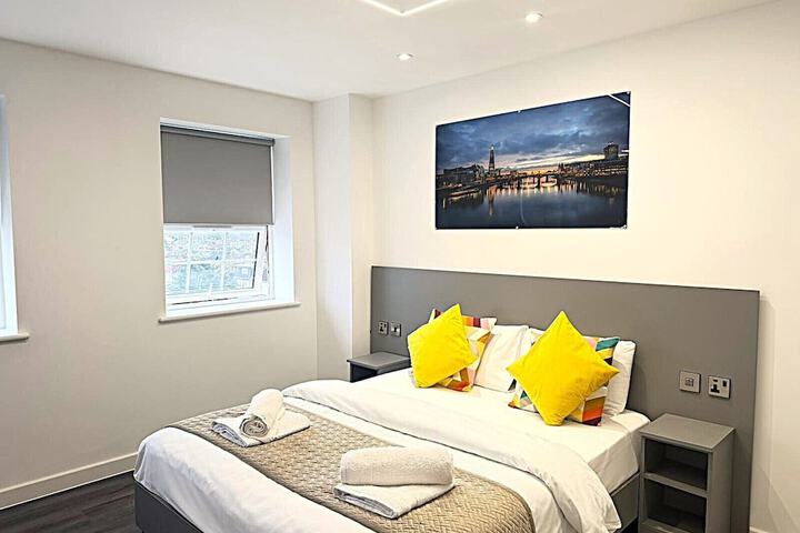 Room 9 of 27
