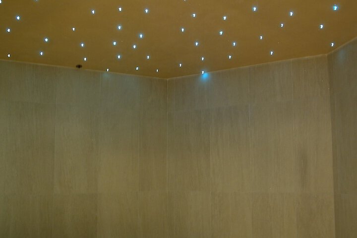 Room 11 of 19