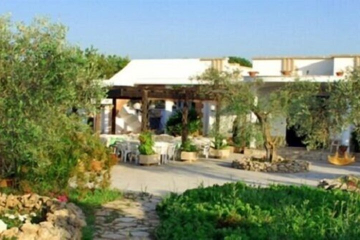 Hotel 5 of 39
