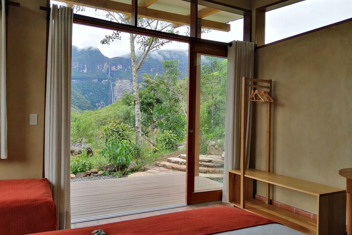 Room 10 of 58