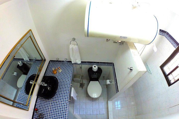 Room 19 of 35