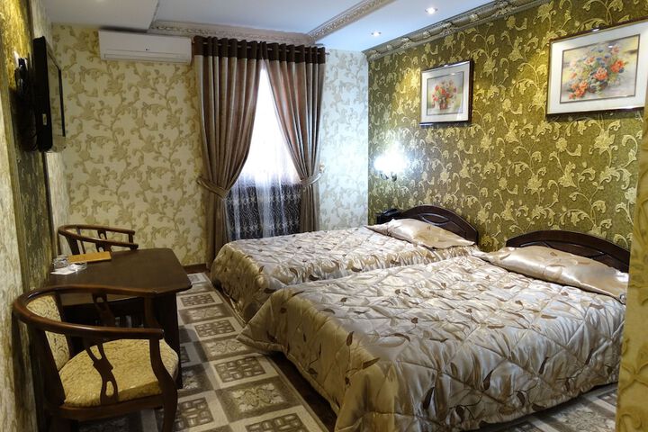 Room 3 of 39