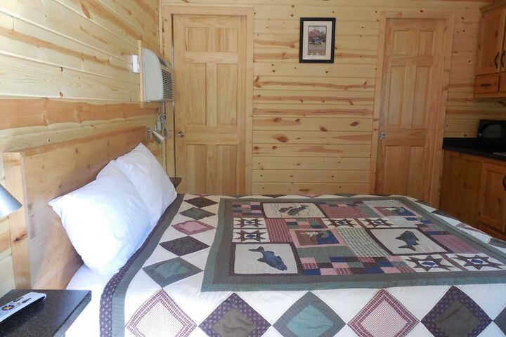 Room 8 of 43