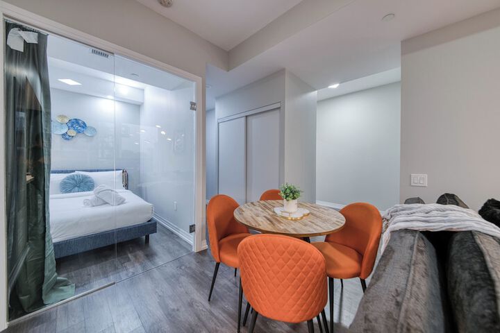 Room 40 of 340
