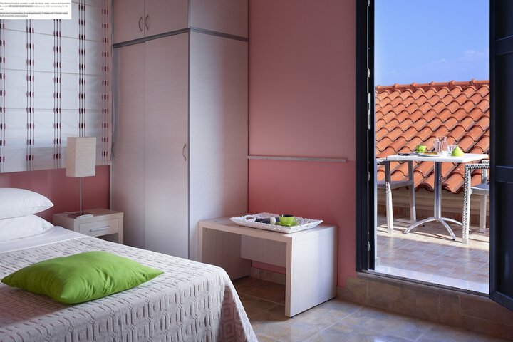Room 14 of 59