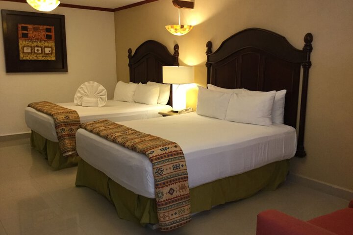 Room 19 of 105