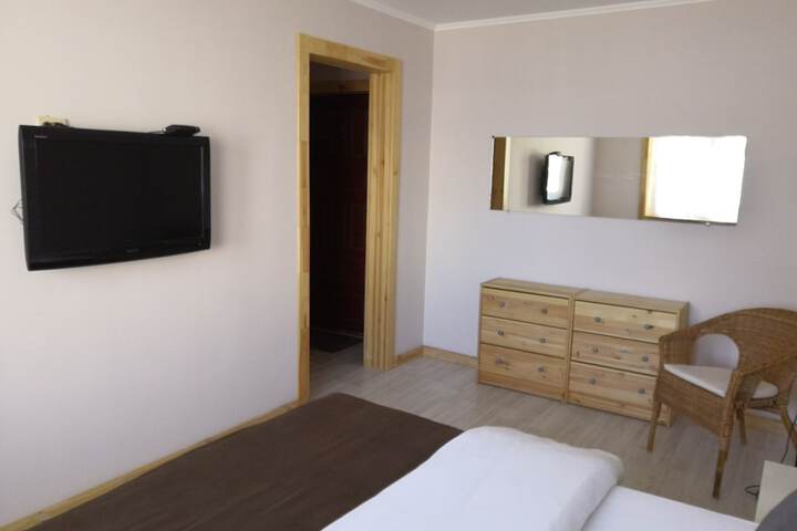 Room 4 of 31