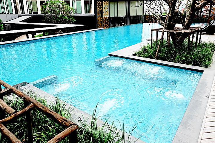 Pool 5 of 5