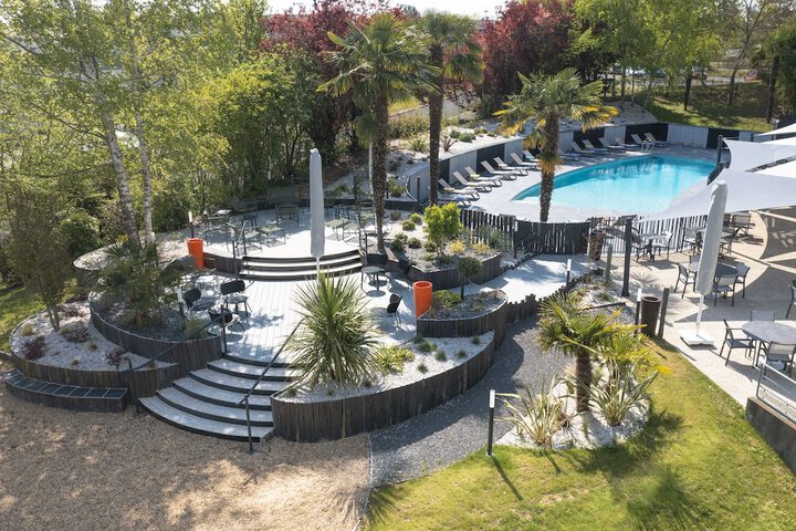 Pool 209 of 278