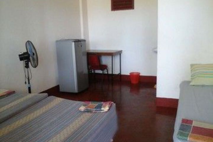 Room 9 of 24