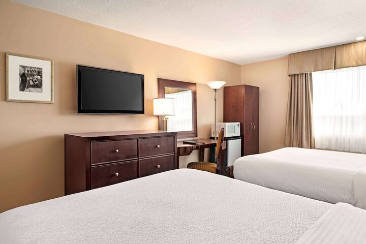 Room 20 of 44