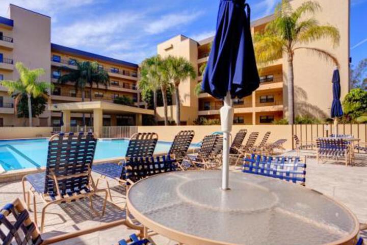 GULF AND BAY CLUB SIESTA KEY