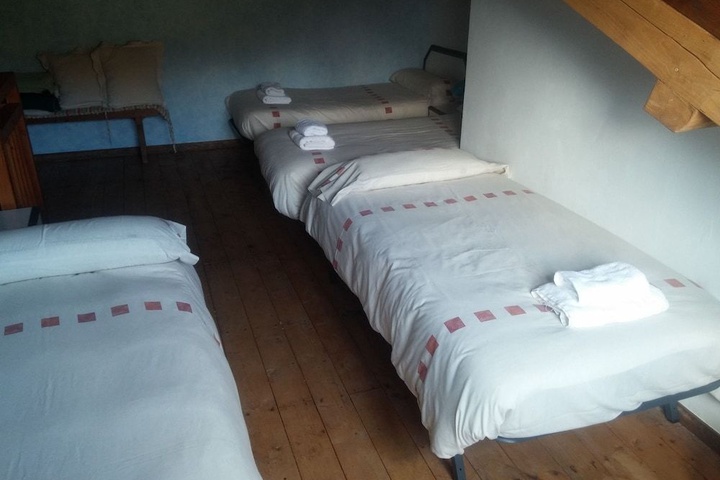 Room 3 of 10