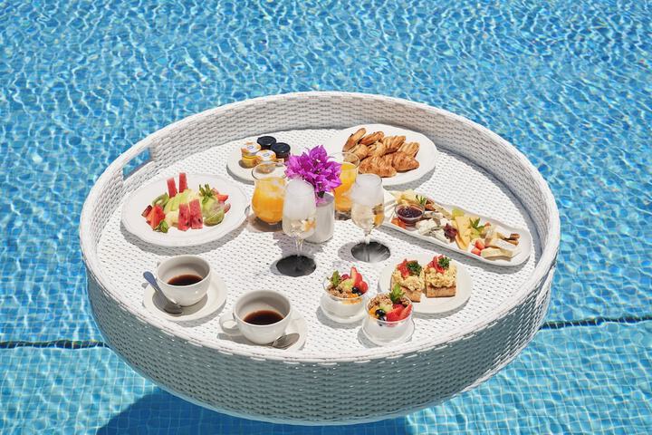 Breakfast/Coffee Service 140 of 180
