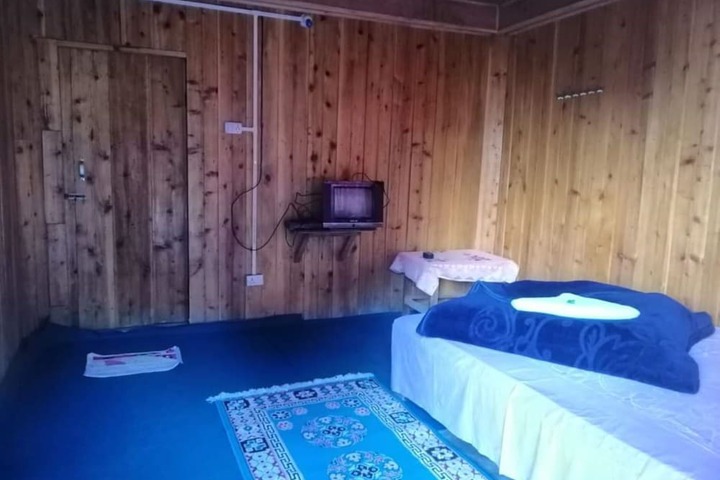 Room 5 of 22
