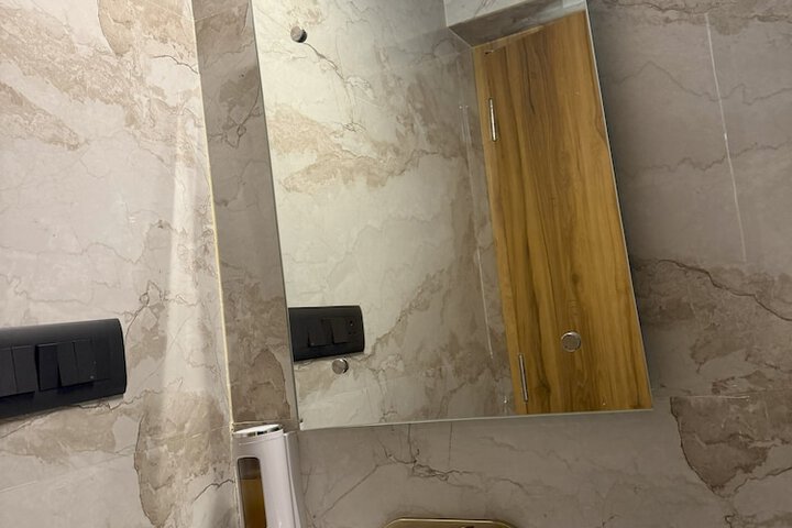 Room 25 of 45