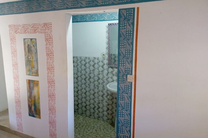 Room 8 of 13