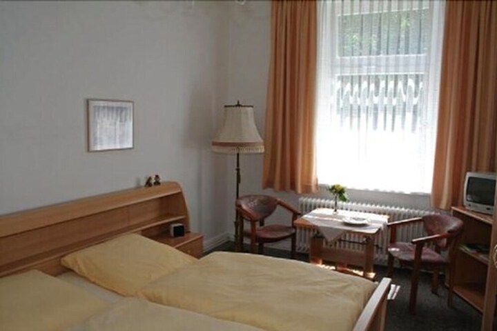 Room 5 of 21
