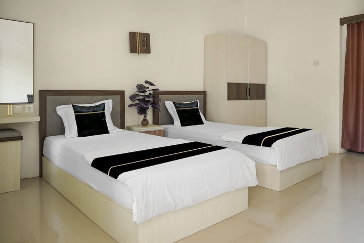 Room 15 of 25