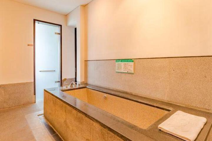 Yihaoquan Piaofu Hot Spring Hotel