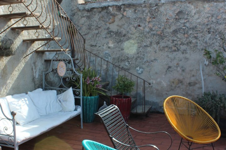 Sundeck 45 of 52