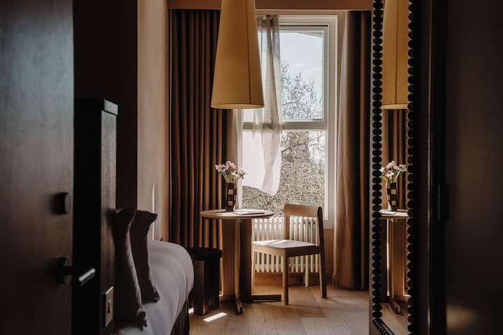 Room 41 of 73