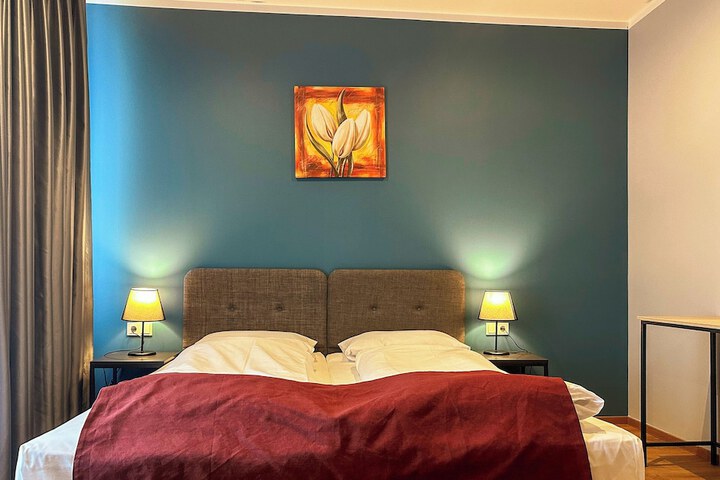 Room 25 of 87