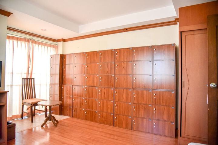Room 30 of 75