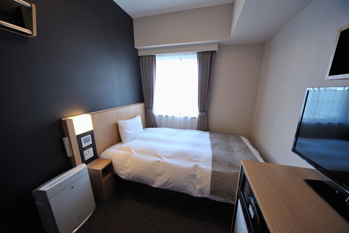 Room 20 of 144