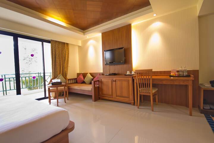 Room 15 of 41