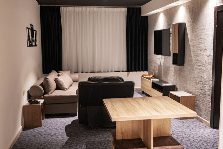 Room 14 of 19