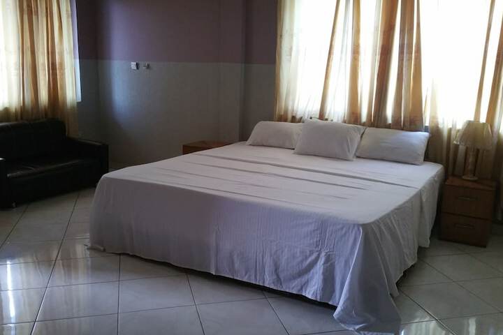 Room 12 of 17