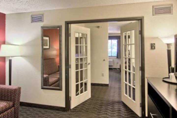 Room 19 of 54