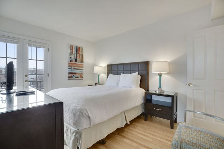 Room 3 of 19