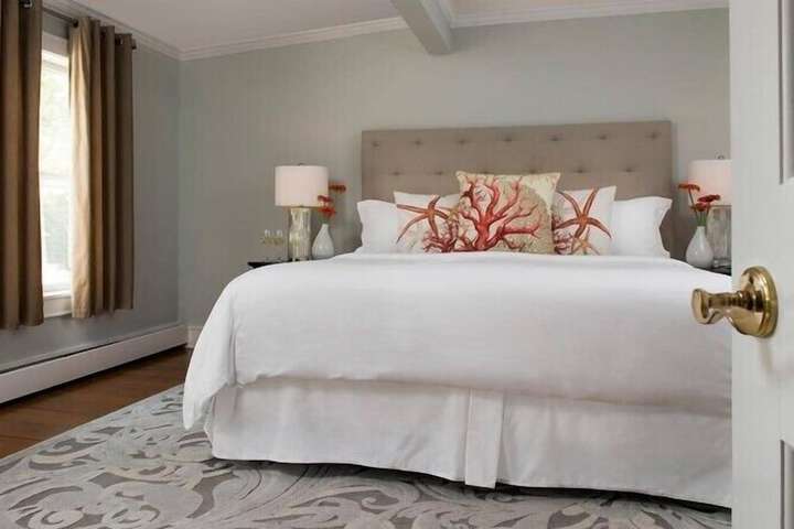 Room 10 of 54