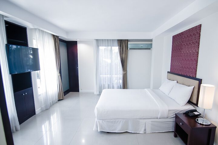 Room 17 of 59