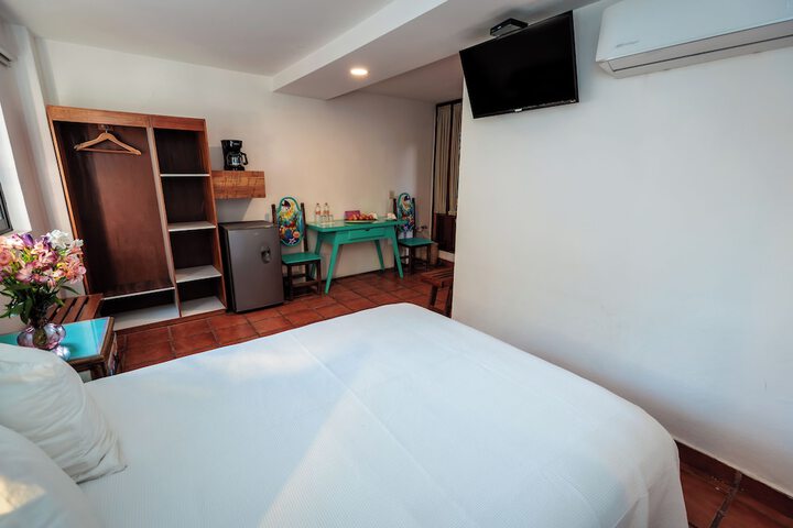 Room 38 of 102