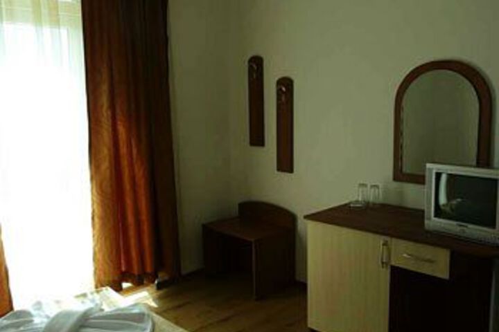 Room 22 of 41